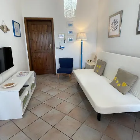 Q8732 * Valledoria (Sardinia)