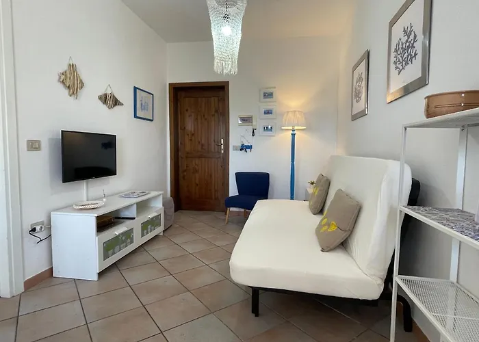 Q8732 * Valledoria (Sardinia)