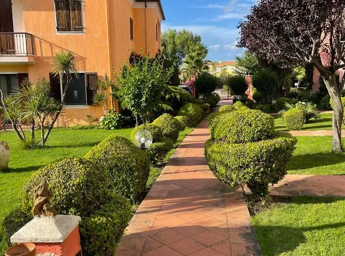 Q8732 * Valledoria (Sardinia)